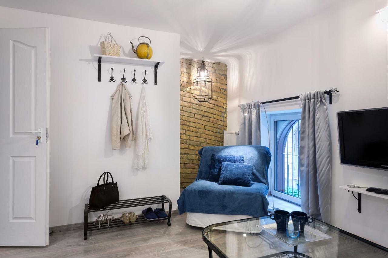 Suites 13 Budapest Luaran gambar