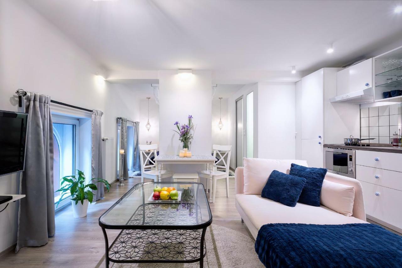 Suites 13 Budapest Luaran gambar