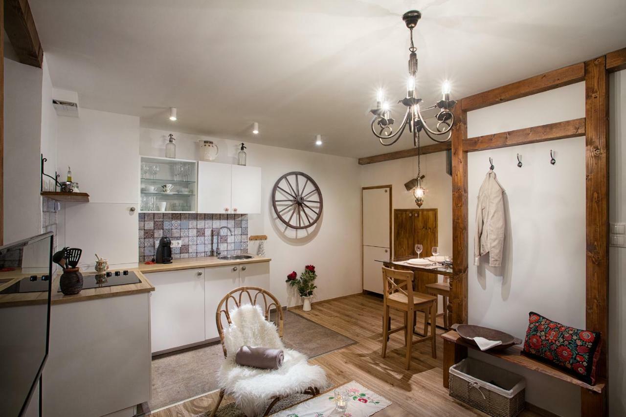 Suites 13 Budapest Luaran gambar